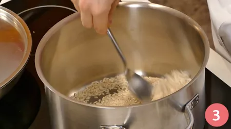 Risotto zucca e zenzero al Castelmagno e mandorle tostate - Passaggio 3