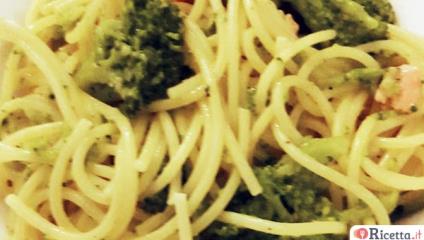 Spaghetti alla carbonara di broccoli