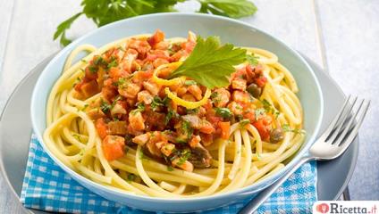 Spaghetti alla crema di tonno e olive taggiasche